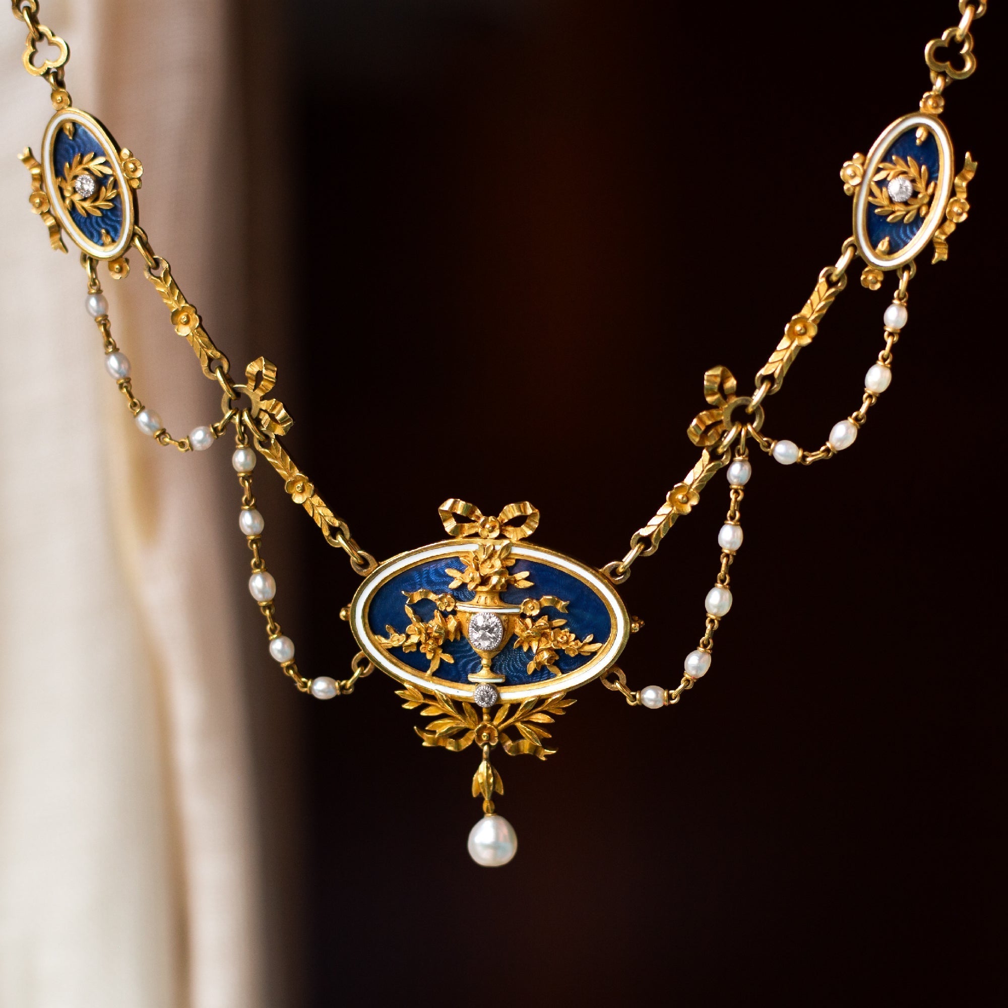 Art Nouveau Jewelry: A Revolution in Design - Walton's Jewelry