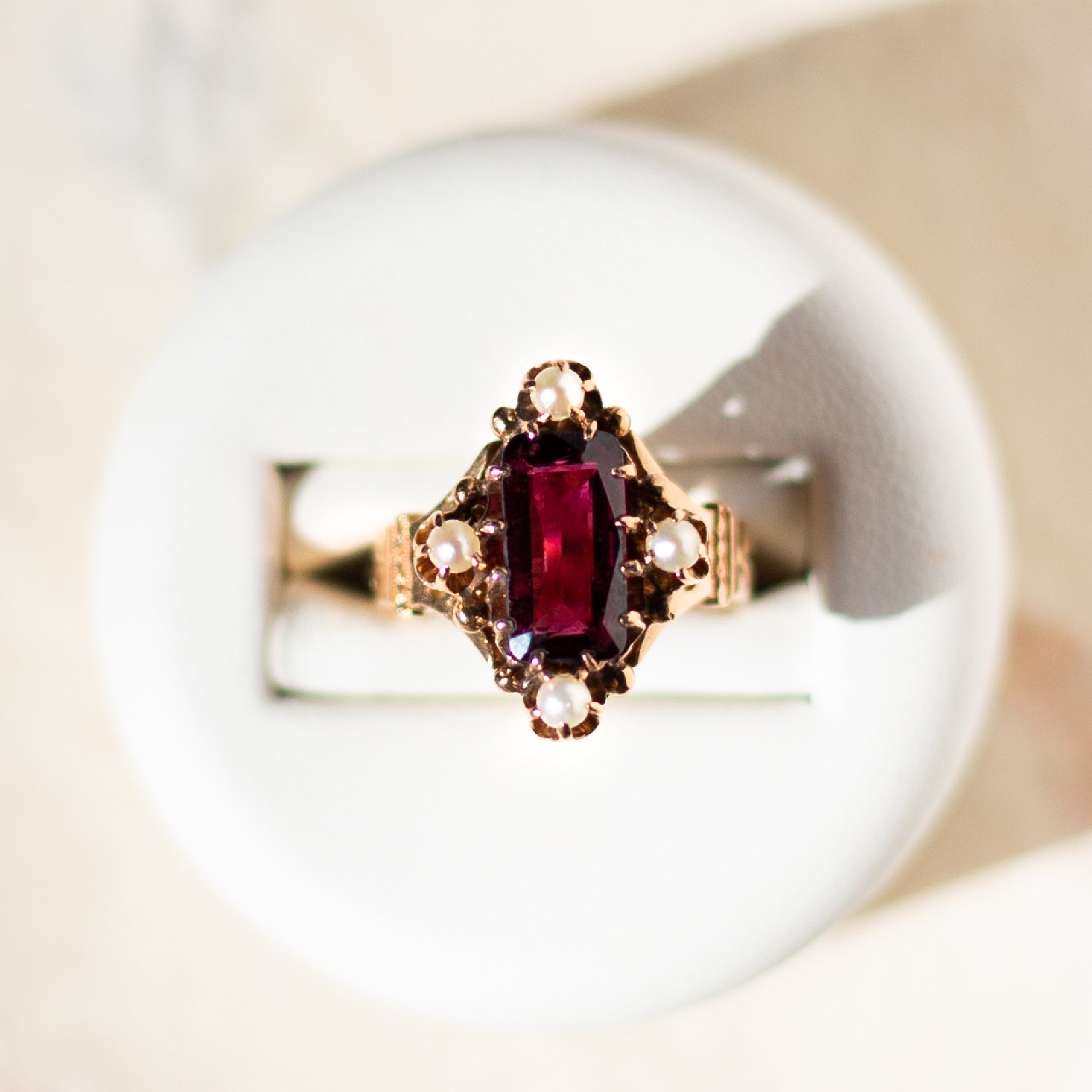 The Many Gorgeous Colors of Garnet - Walton's Jewelry