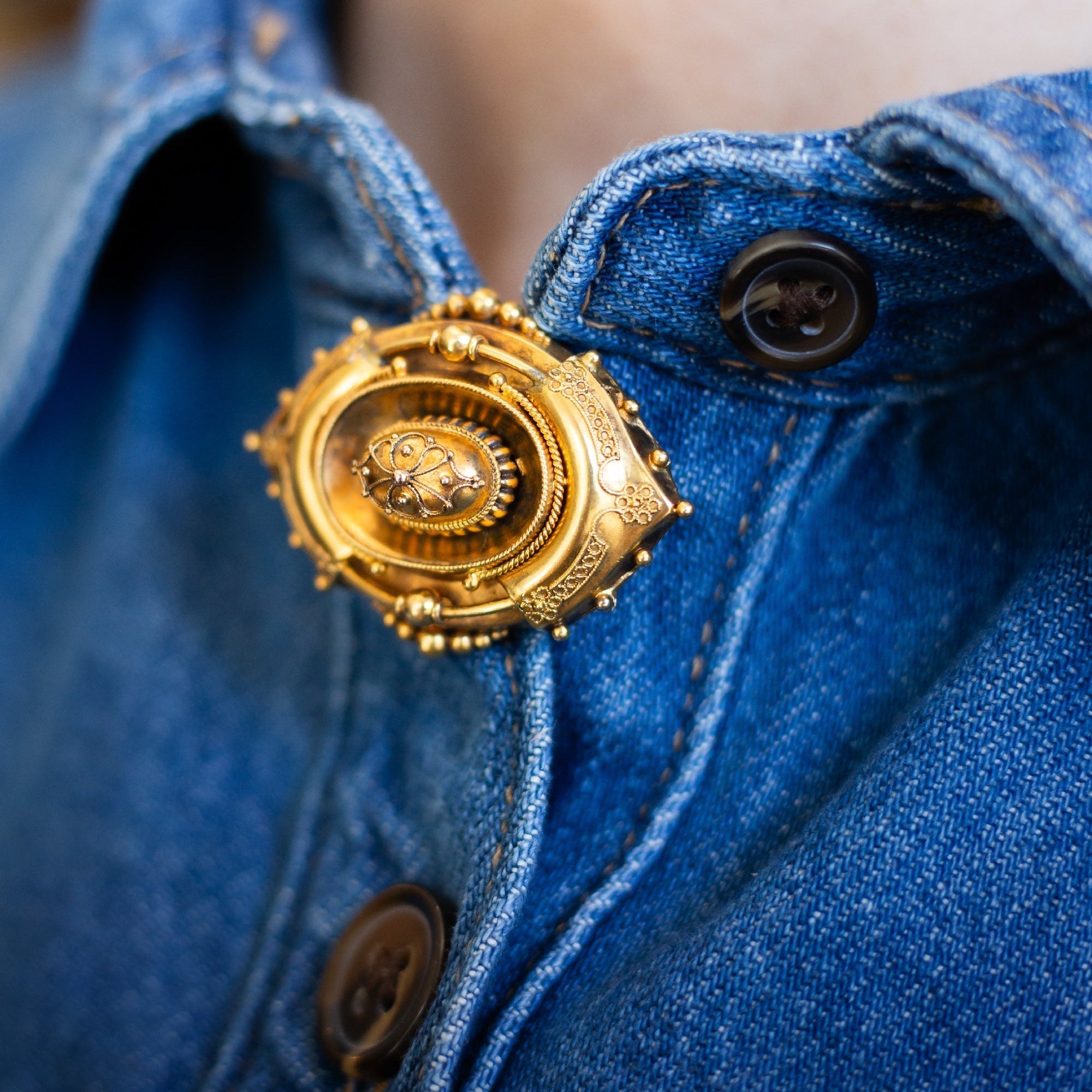 From Ancient Epics to Antique Gold: The Odyssey and its Influence on Jewelry