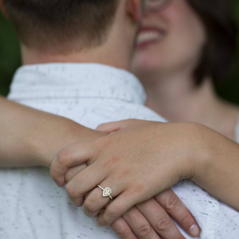 Kyle and Emily - Walton's Jewelry