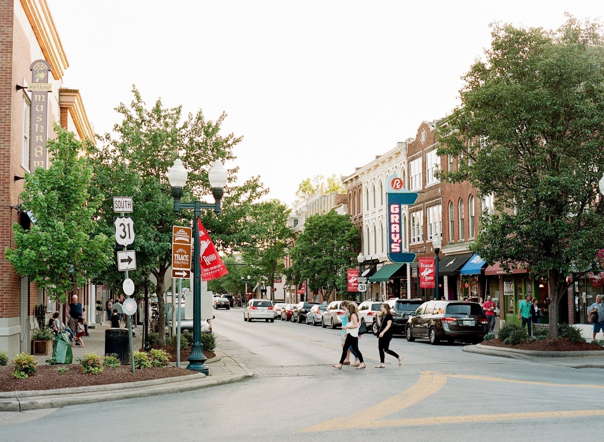 A Romantic Weekend in Franklin, Tennessee: Where to Shop, Dine, & Stay in This Historic Gem - Walton's Jewelry