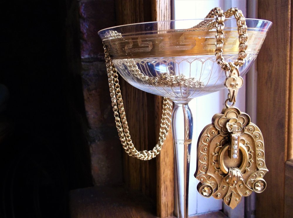 Victoria at the Franklin Theatre - Walton's Jewelry