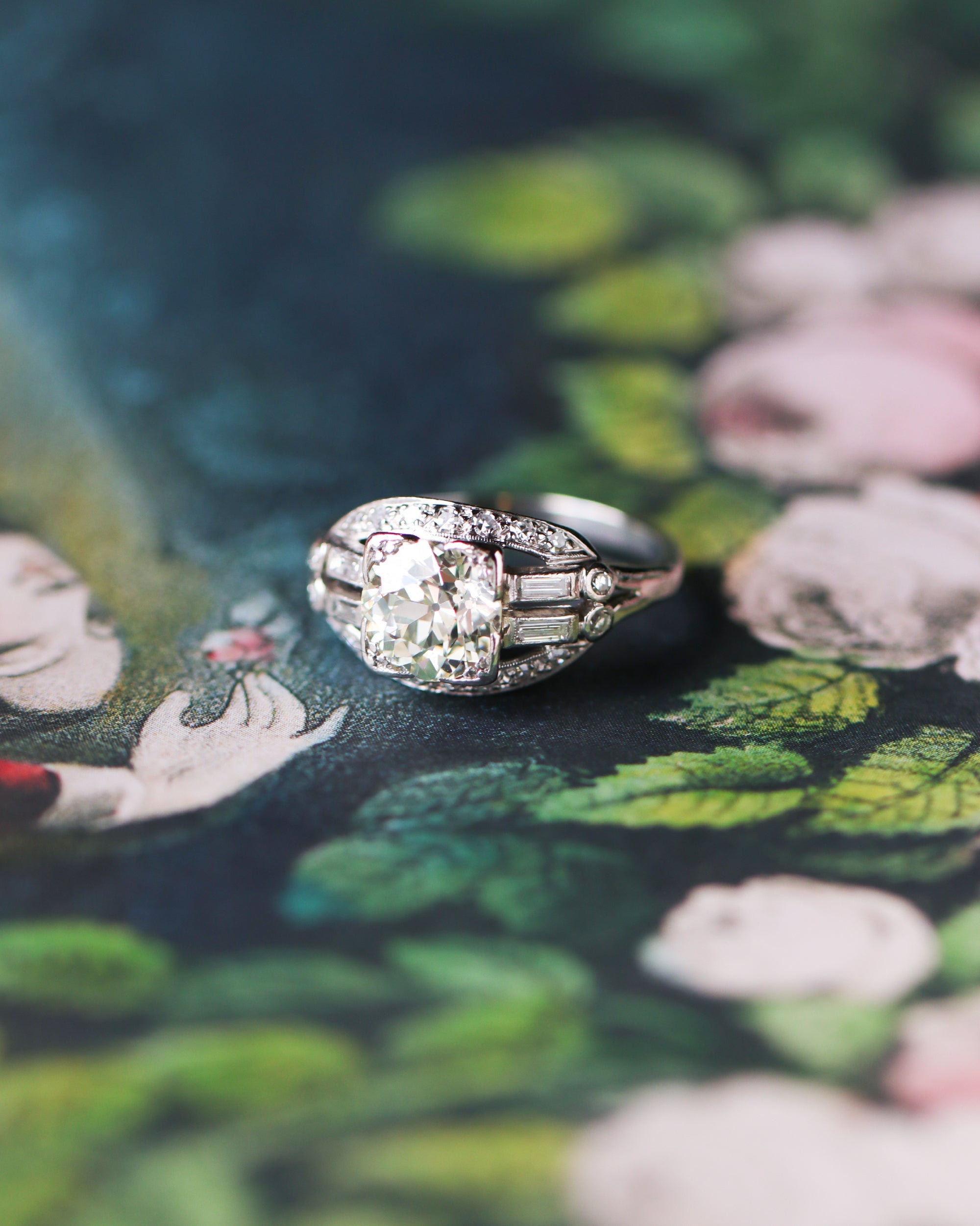 Art Deco - Walton's Jewelry