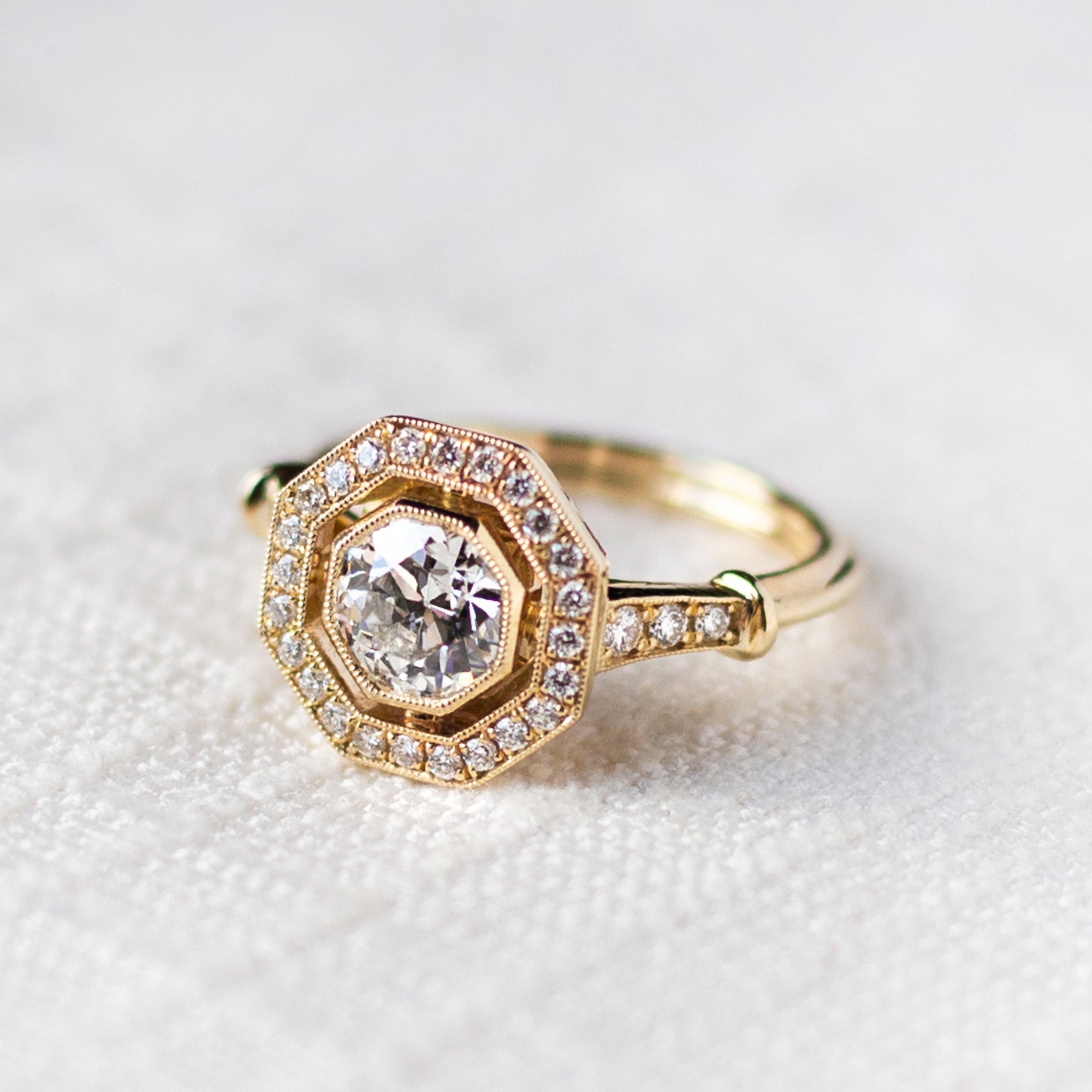 Diamond Halo Rings - Walton's Jewelry