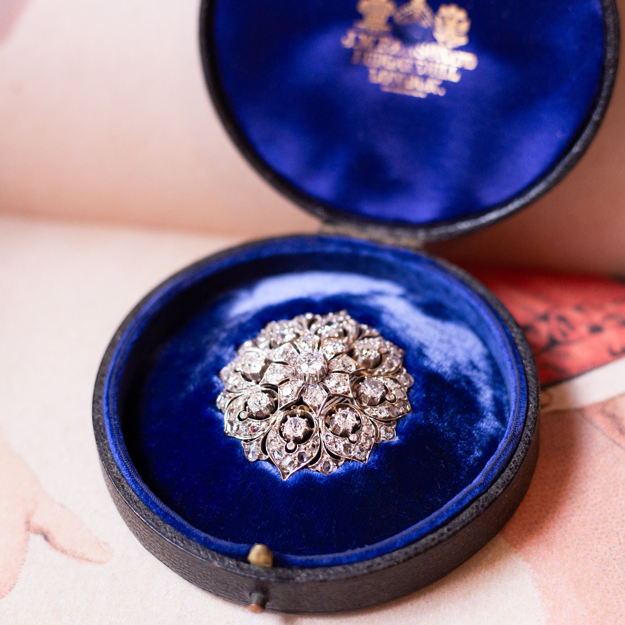 Antique Brooches - Walton's Jewelry