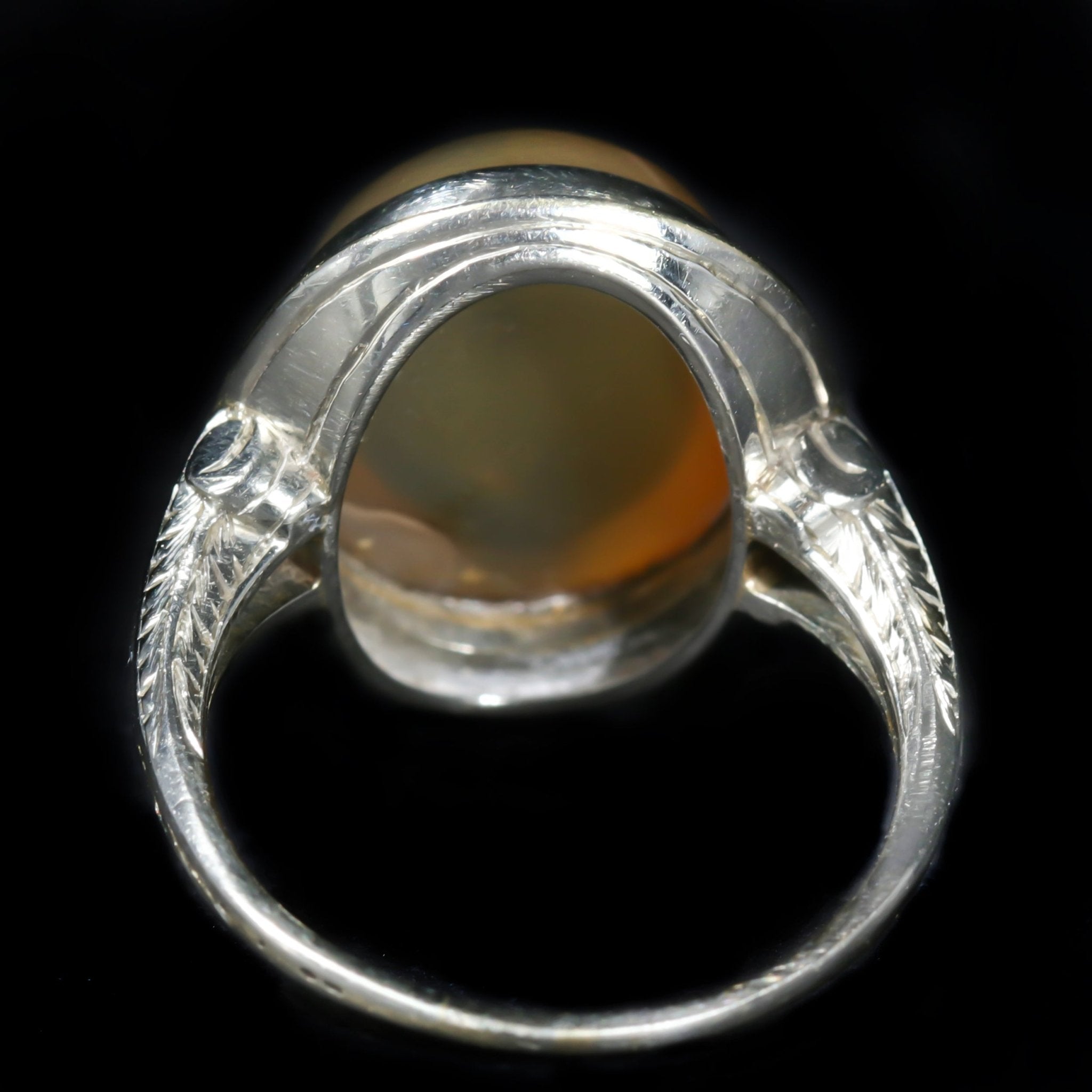 Art Deco 18K White Gold Agate Cabochon Ring - Walton's Jewelry