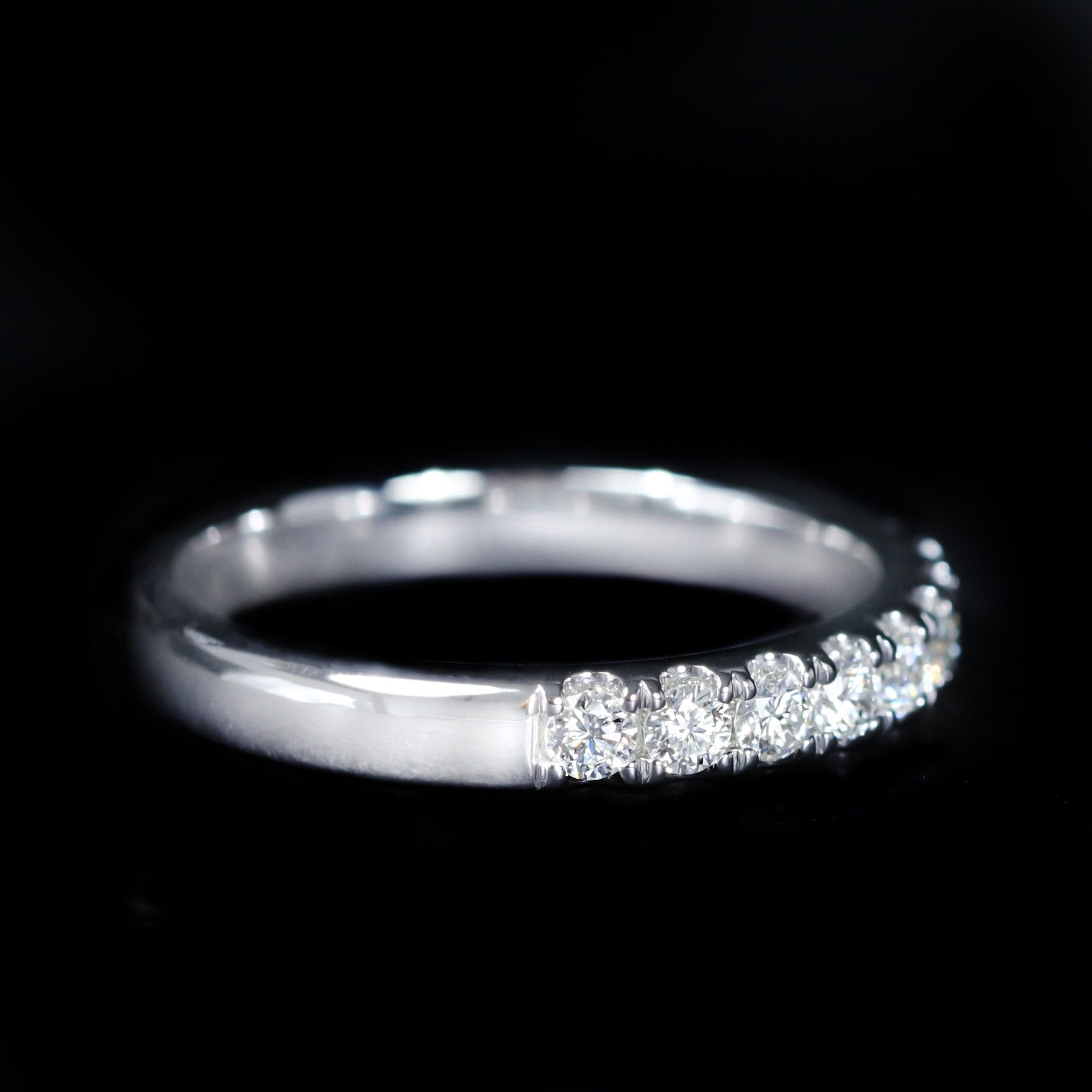 14k White Gold 0.56 Carat Diamond Band - Walton's Jewelry