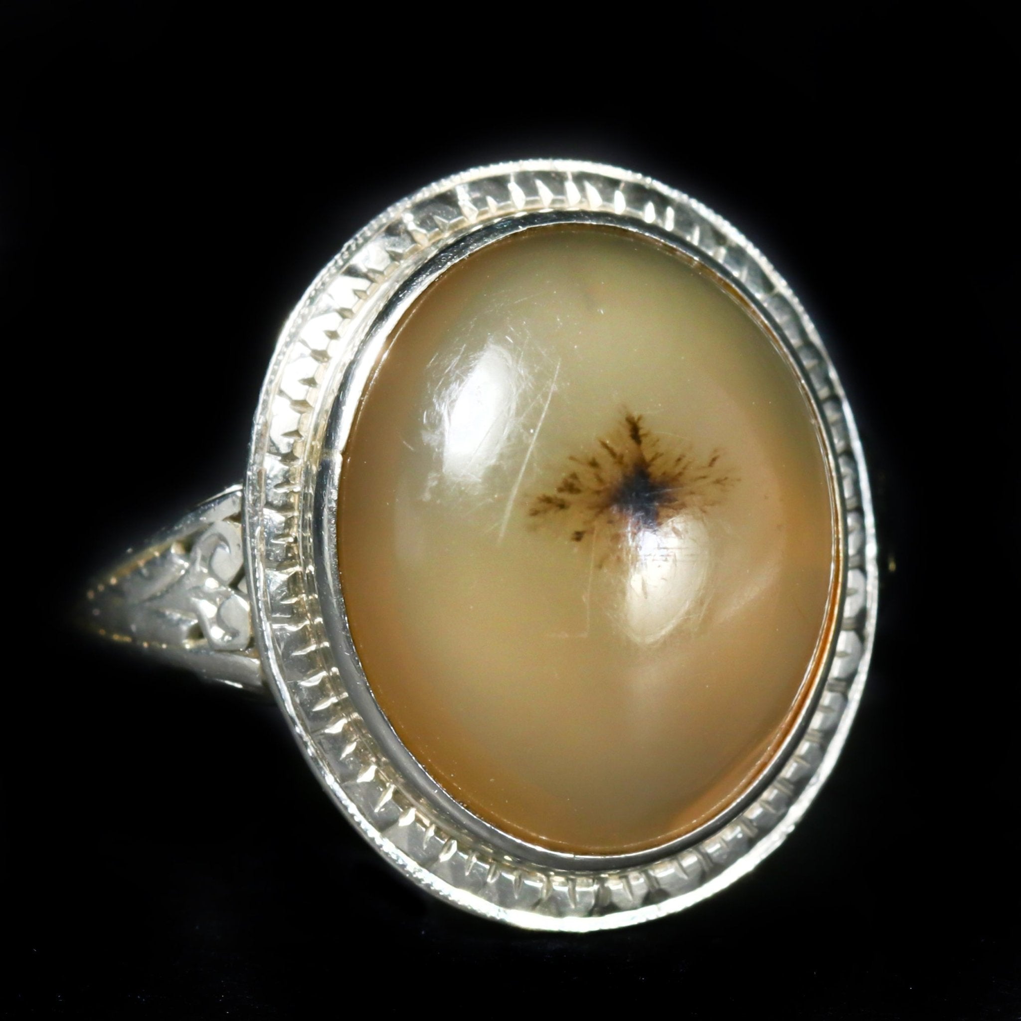Art Deco 18K White Gold Agate Cabochon Ring - Walton's Jewelry