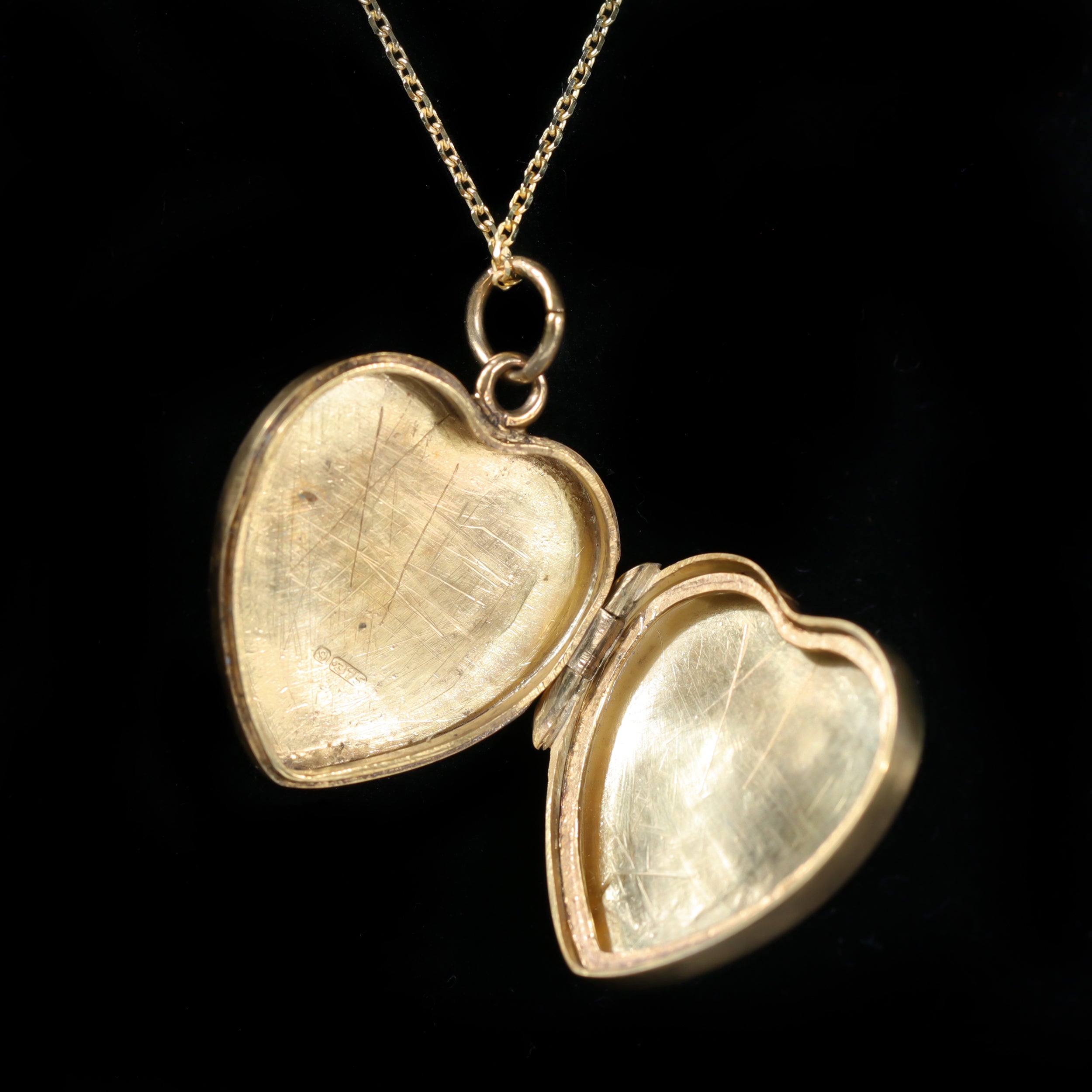 Victorian 9K Yellow Gold Engraved Heart Locket, Circa 1857