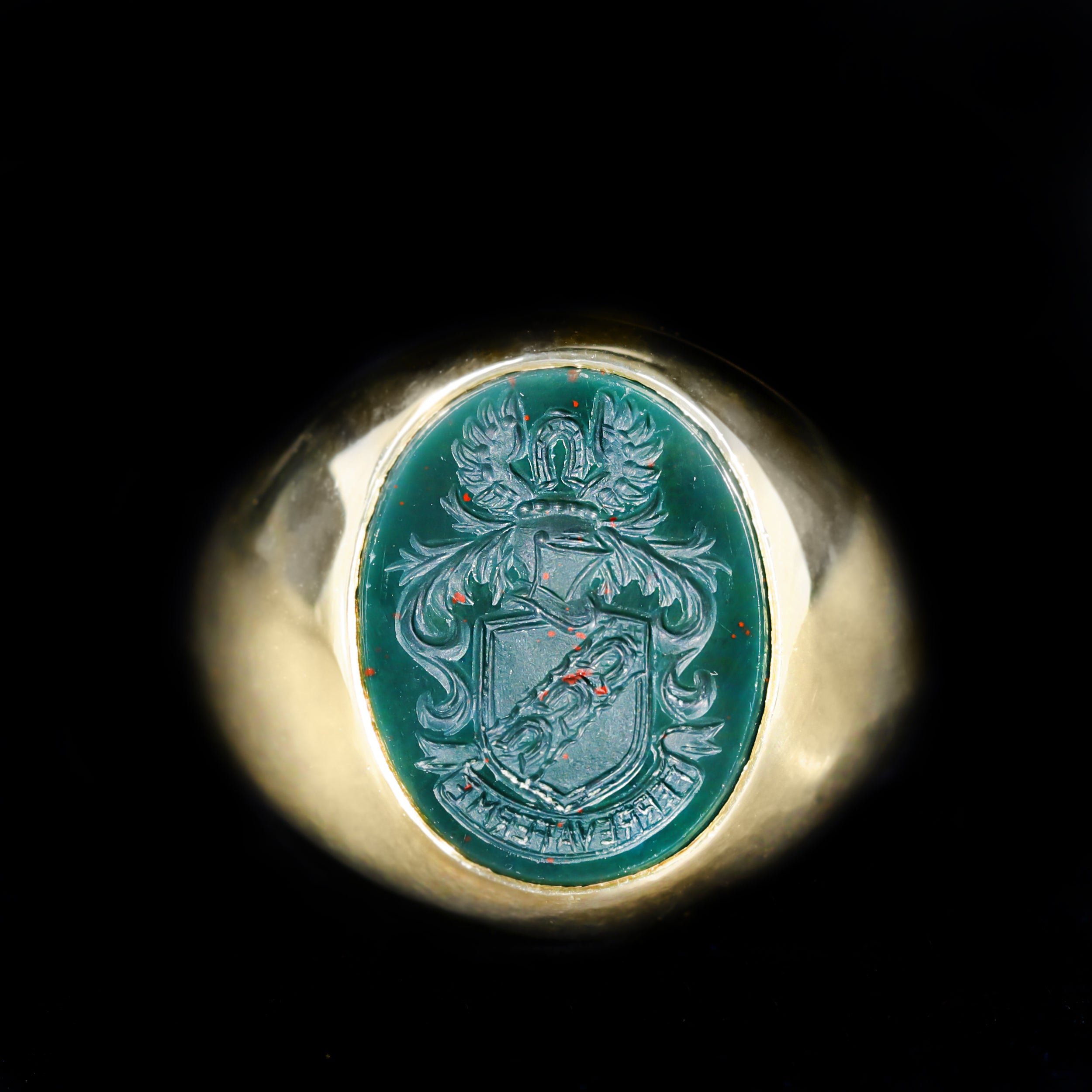 Estate 18K Yellow Gold Bloodstone Intaglio Ring